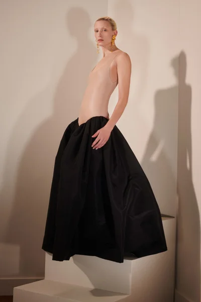 Look 18